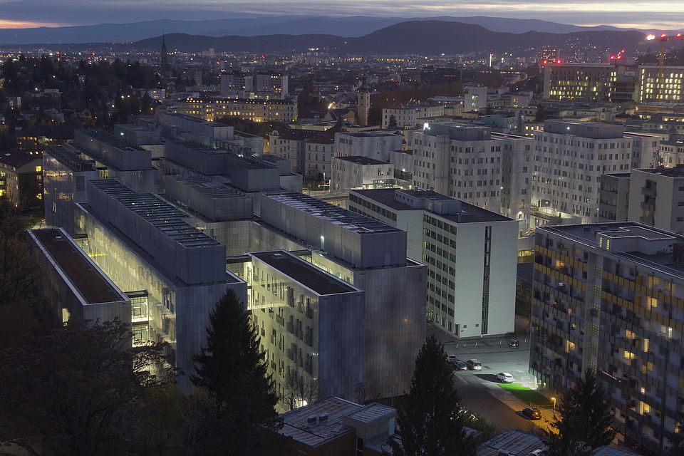 Livebild Webcam 5 Baustelle Neubau 'MED CAMPUS GRAZ - Hauptbaukörper Modul 1' und 'Zentrum für Wissens- und Technologietransfer in der Medizin GmbH' Graz (5 Minuteninterval)